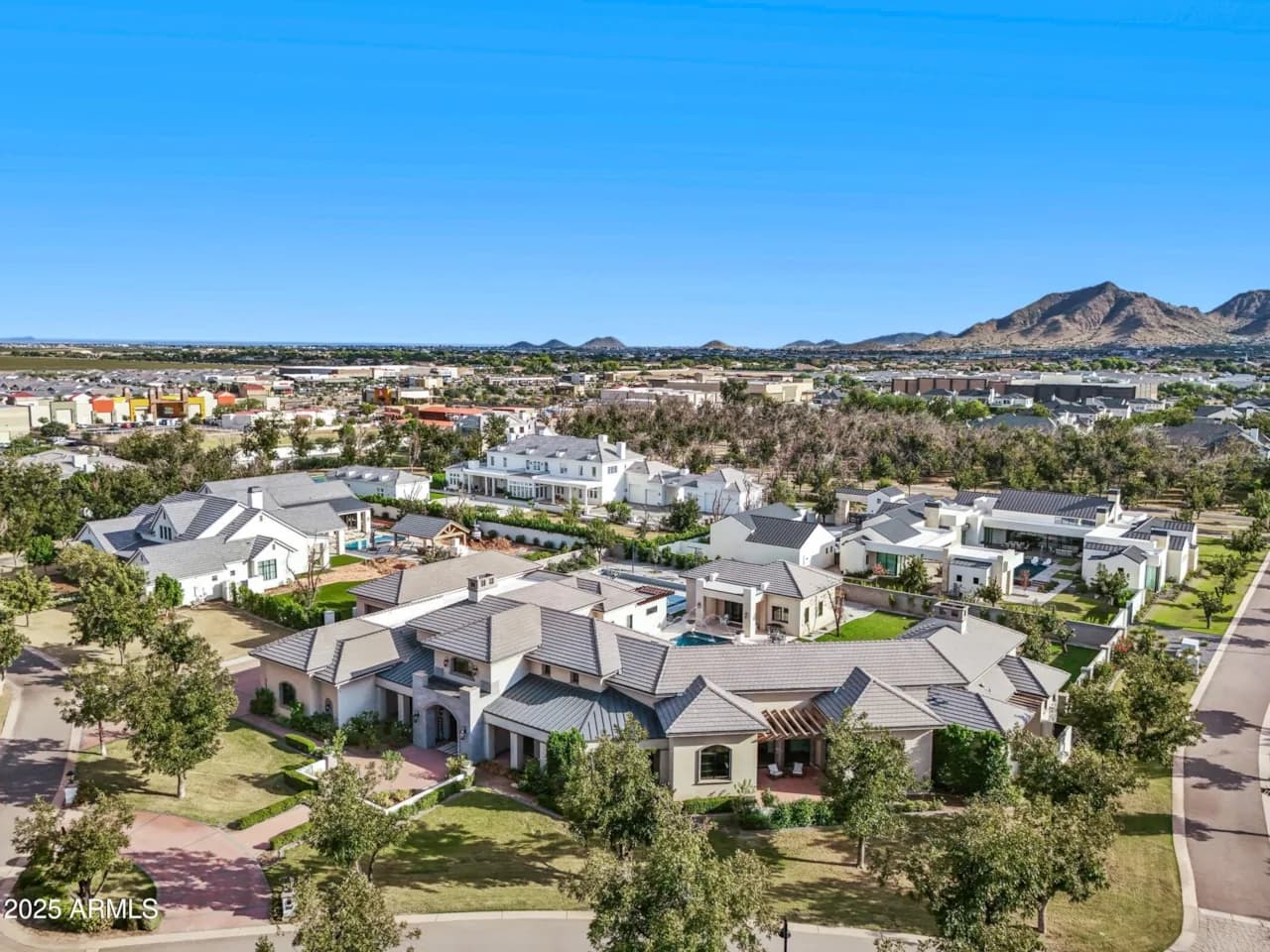 Aerial view of an Arizona luxury home neighborhood